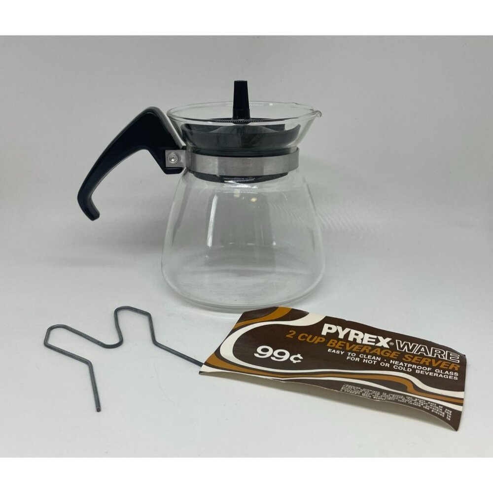 Vintage Pyrex Ware 2 Cup Beverage Server Carafe w/ Wire Grid